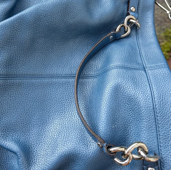 Coach purse - Picture 4 of 11